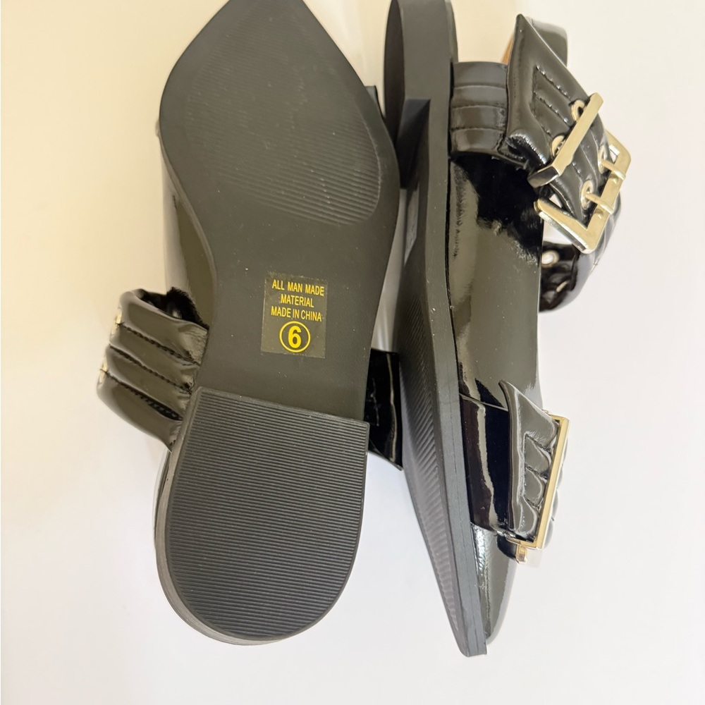Soda Select Faux Black Patton Buckle Flats NWOT/Box - Picture 4 of 9